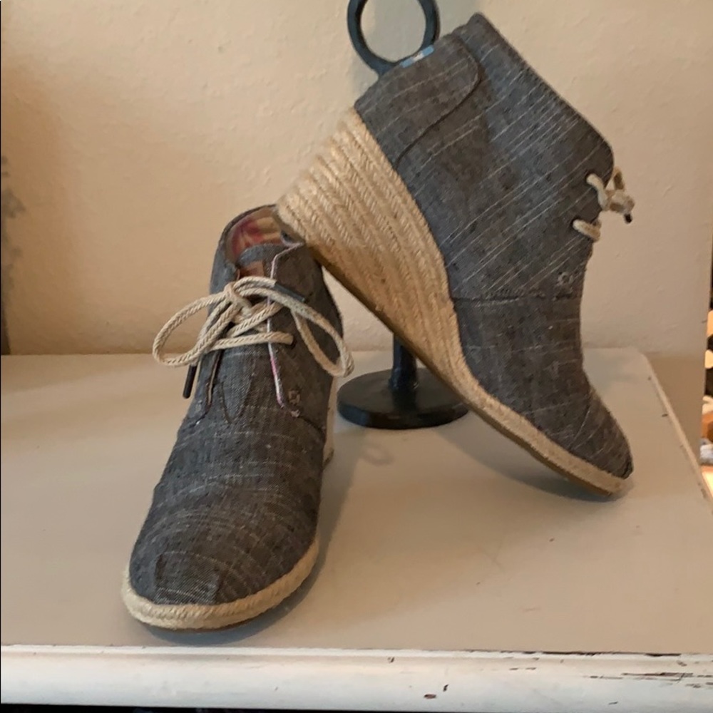 TOMS wedge shoes